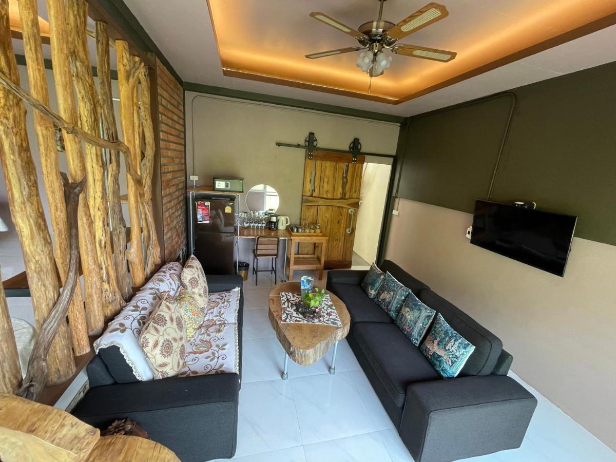 Maison d'hôtes ลอดจ์พังงา บูทีค Extérieur photo