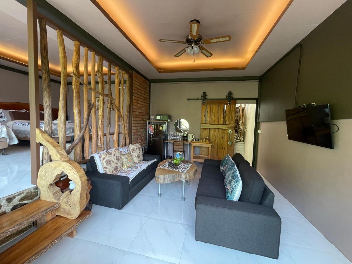 Maison d'hôtes ลอดจ์พังงา บูทีค Extérieur photo