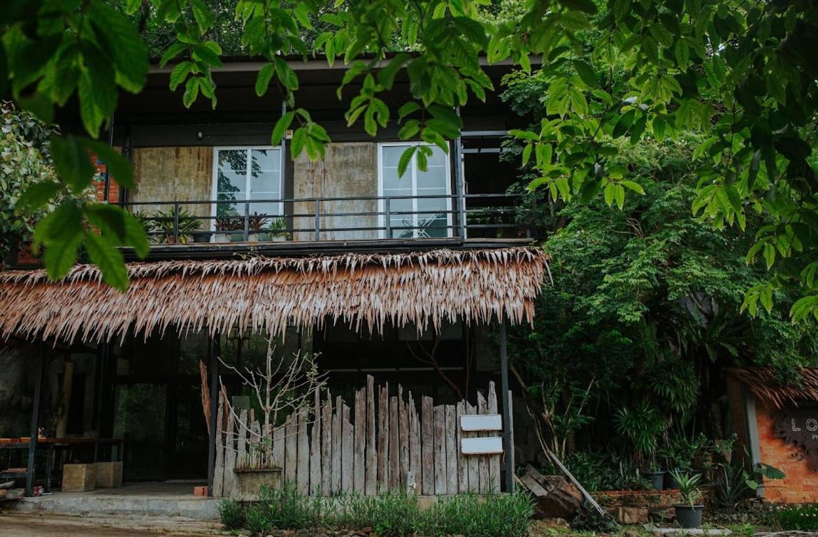 Maison d'hôtes ลอดจ์พังงา บูทีค Extérieur photo