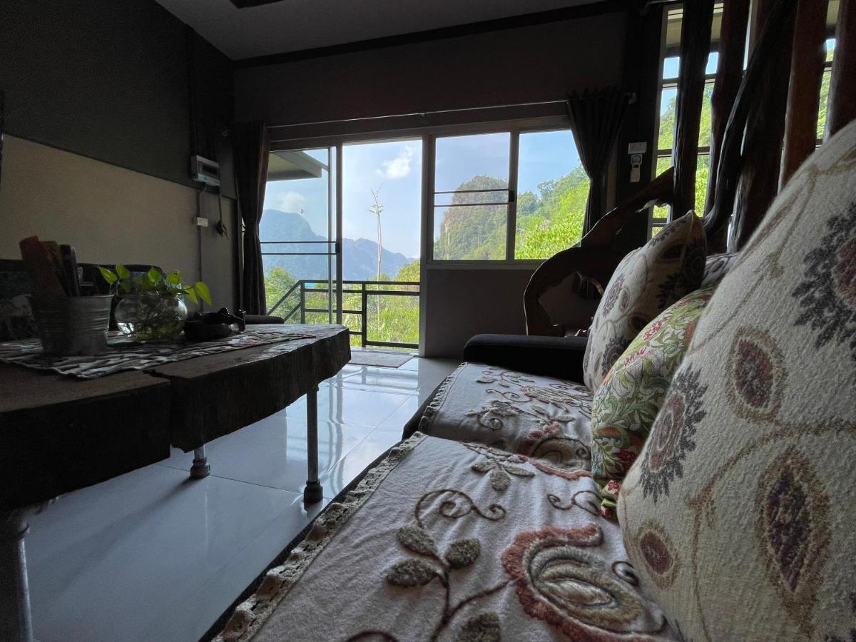 Maison d'hôtes ลอดจ์พังงา บูทีค Extérieur photo