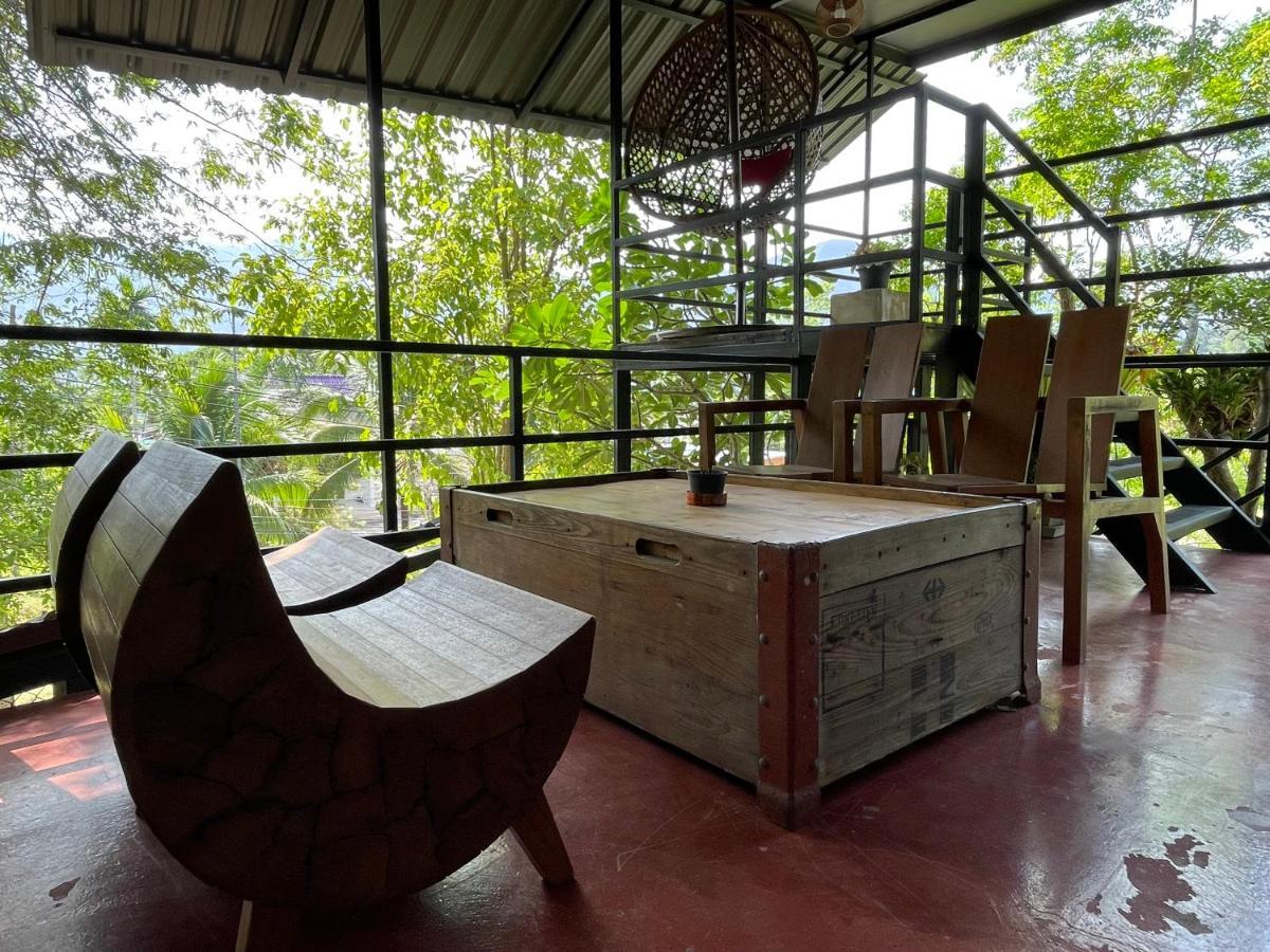 Maison d'hôtes ลอดจ์พังงา บูทีค Extérieur photo