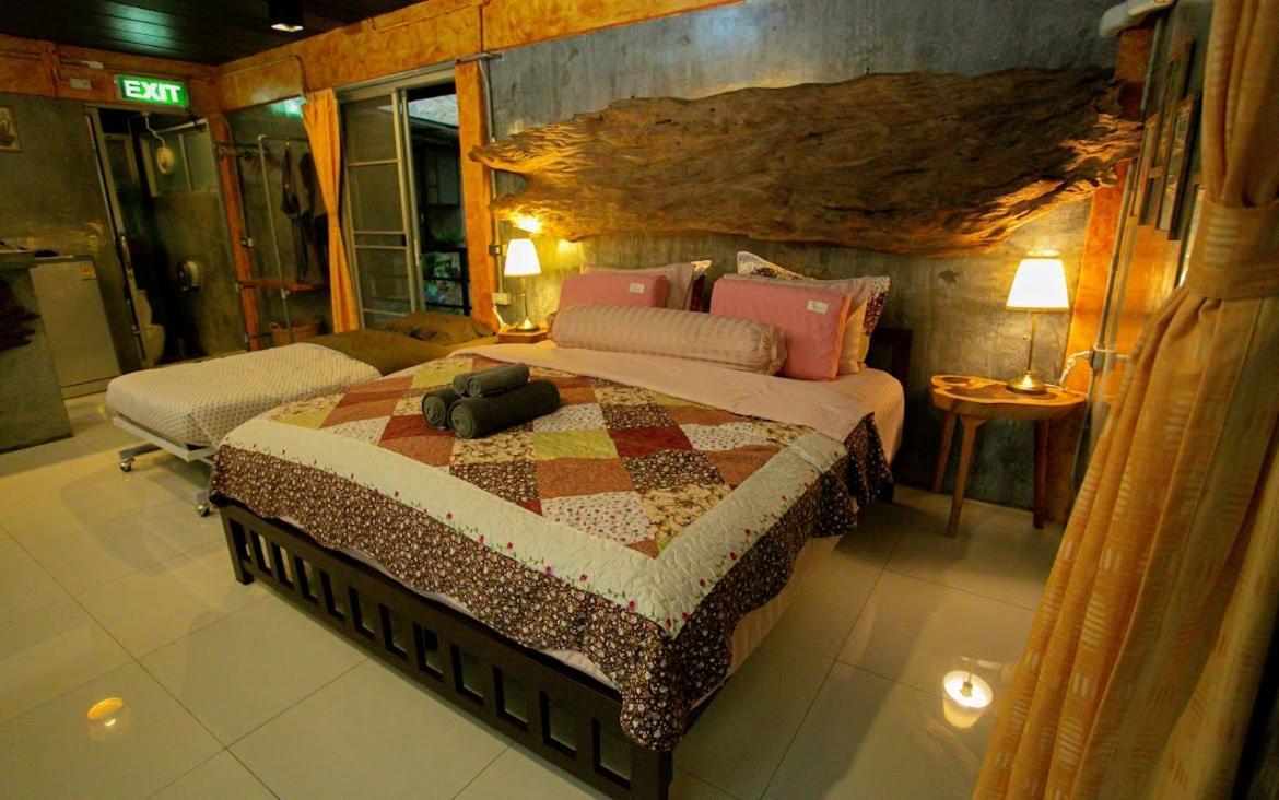 Maison d'hôtes ลอดจ์พังงา บูทีค Extérieur photo